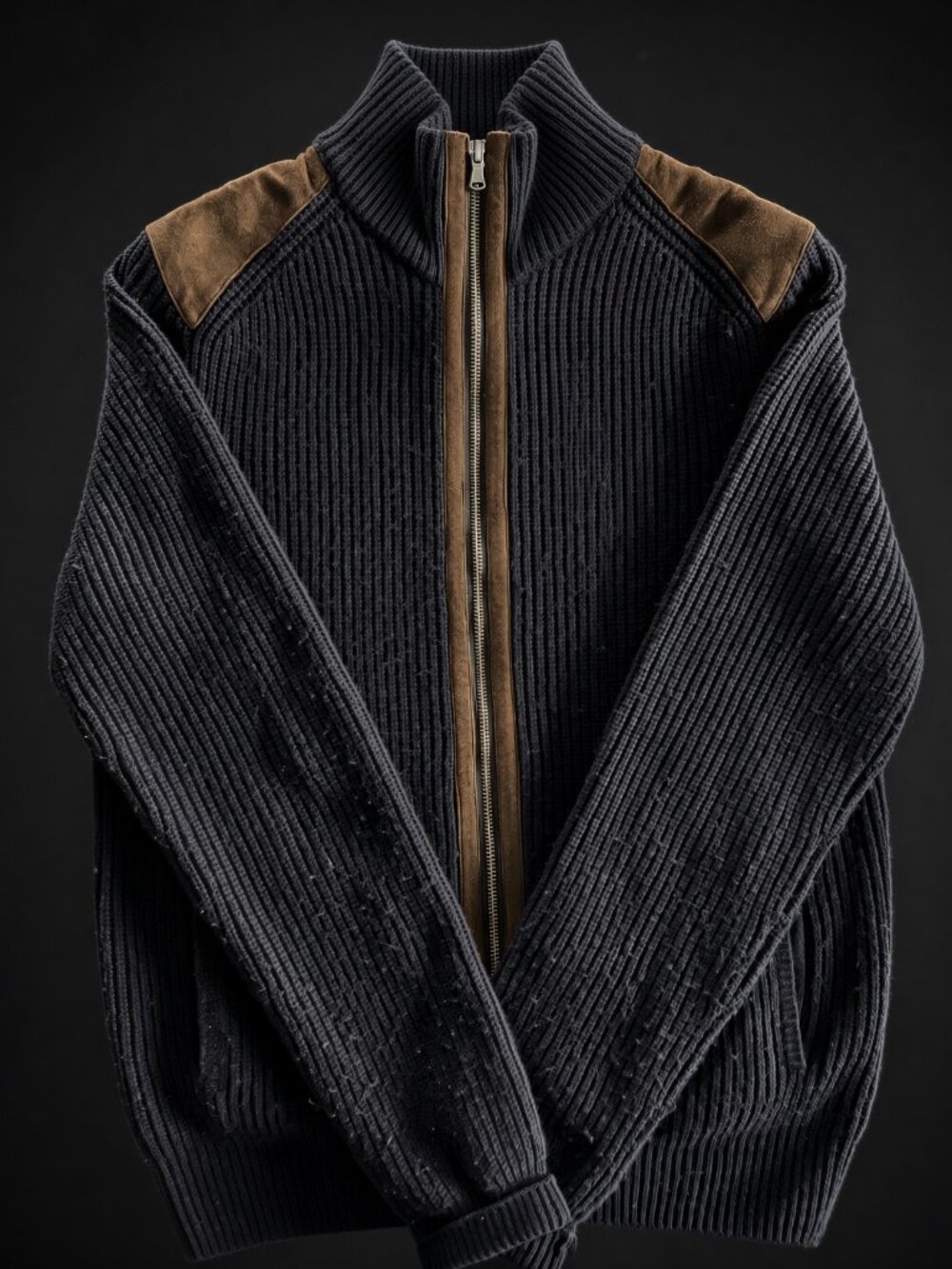 Neiman Marcus Mens Navy Wool / Cashmere full zip cardigan - size M
